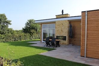 Gezellige tuinwoning met open haard in Bemelen