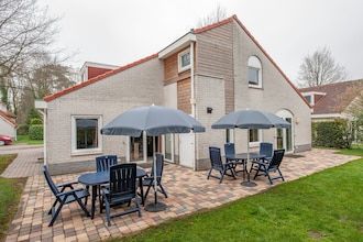 Villa in Arcen met douche & tuin in Arcen