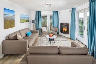 Villa bij het strand met tuin en terras in Julianadorp