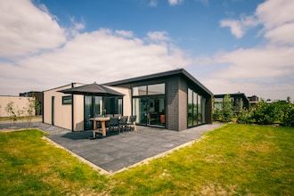 Bungalow in Nederland bij natuurgebied in Herkingen
