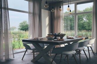 Hot Tub Retreat aan het water in Zuna