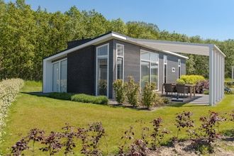 Modern Chalet bij bos in Zeeland in Wemeldinge
