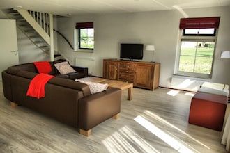 Wellnessbungalow aan het meer in Vlagtwedde