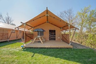 Safaritent vlak bij Biesbosch & Breda in Oosterhout
