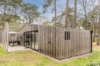 Chalet nabij Eindhoven in groene omgeving in Mierlo