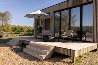 Vakantiehuis in Bos met Whirlpool in Zeewolde