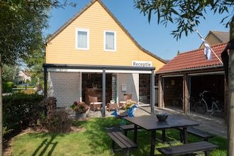 Vakantiehuis in Zeeland met ruime tuin in Wemeldinge