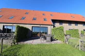 Villa in Leons met Sloepverhuur in Leons