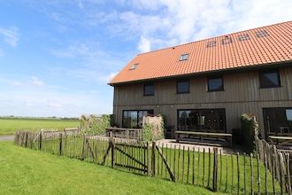 Landvilla te midden van natuur en water in Leons