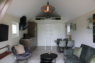 Chalet in Nederland met Twee Terrassen in Lathum