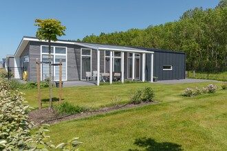 Chalet in Zeeland bij Bosrand in Wemeldinge