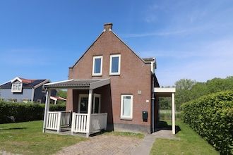 Bungalow aan het water in Zuytland Buiten in Simonshaven