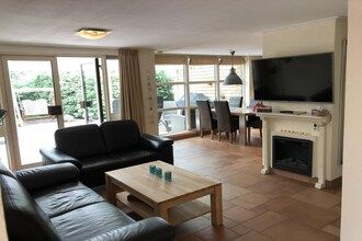 Gemeubileerde bungalow met tuin in Sint Maartenszee