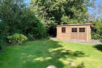Zonnige tuinbungalow in Sint Maartenszee