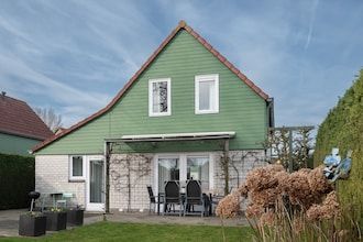 Vakantiehuis in rustige Nederlandse park in Wemeldinge