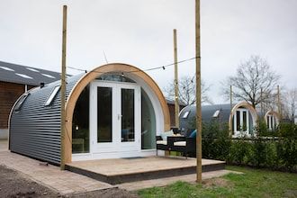 Leuke Tiny Home gelegen naast een eigen in Oirschot