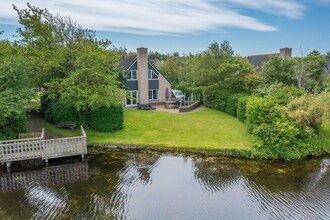 Sfeervolle villa met stoomcabine en bubbelbad in De Koog