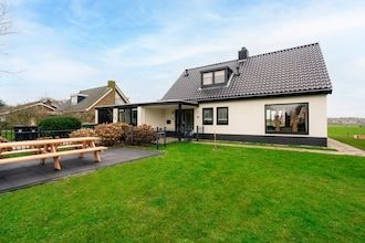 Luxe 10-persoons familievilla in De Koog