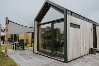 Charmante Tiny House met terras. in Balkbrug