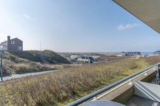 Comfortabel 4-persoons appartement met terras en uitzicht in De Koog