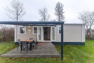 Familiehuis met 2 slaapkamers vlakbij de duinen in Burgh-Haamstede
