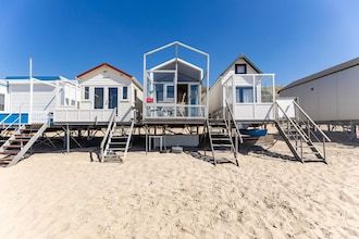 Strandhuis met uitzicht op zee in Dishoek in Koudekerke