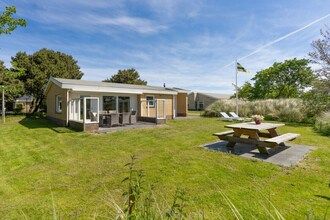 Bungalow met 3 slaapkamers in Buren Ameland