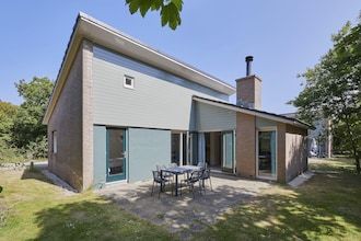 Villa in Kijkduin bij Noordzeestrand in Den Haag