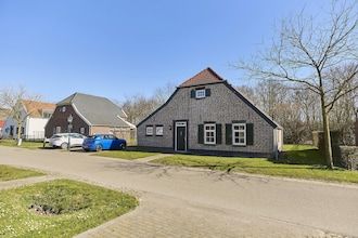 Boerderij in Limburg met privé sauna in Roggel