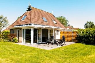 Ontspannende vakantie op het water in Eernewoud