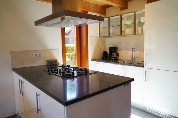 Keuken - Chalet voor 10 personen met zwembad in Lochem (5)