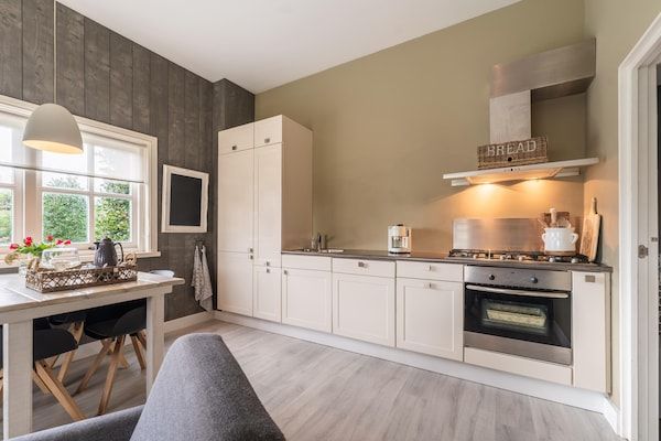 Keuken - Vakantiehuis Egmond bij Duinstranden in Egmond-Binnen (3)