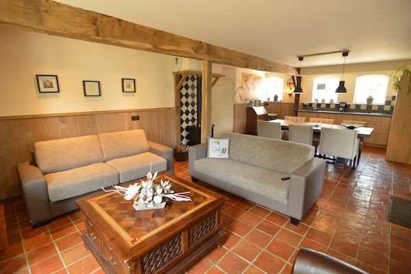 Jules Verne in Haaren - Foto 1 van 40