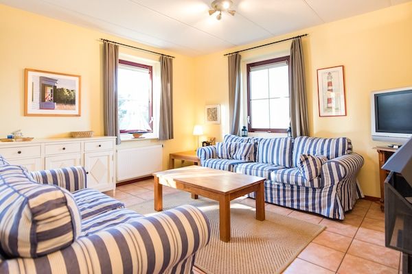 Vakantiepark Boomhiemke 8 in Hollum - Foto 2 van 40