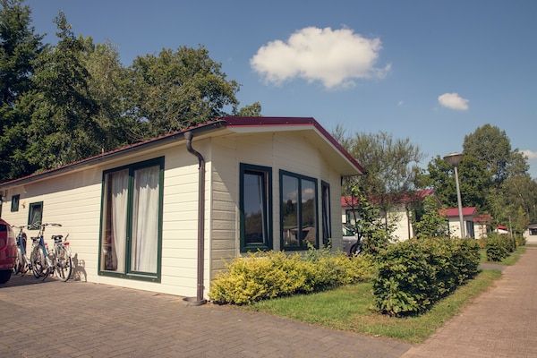 Vakantiepark Mölke 11 in Zuna - Foto 2 van 40