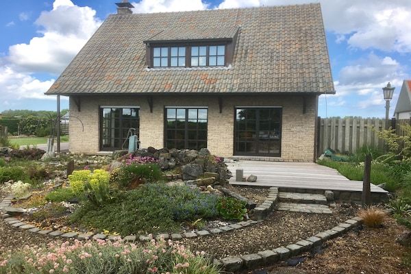 Buitenkant - Vakantiehuis in Groede bij het strand in Groede (5)