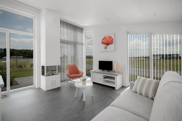 Water Resort Oosterschelde 69 in Wemeldinge - Foto 2 van 40