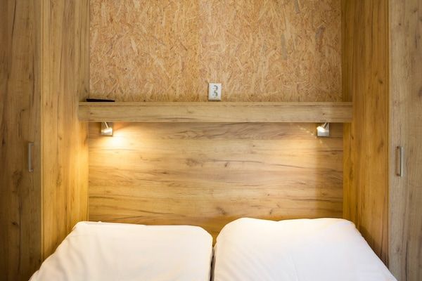 Vakantiepark Beach Resort 7 in Kamperland - Foto 2 van 40