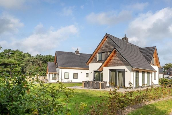 't Hoogelandt 4 in De Koog - Foto 1 van 40