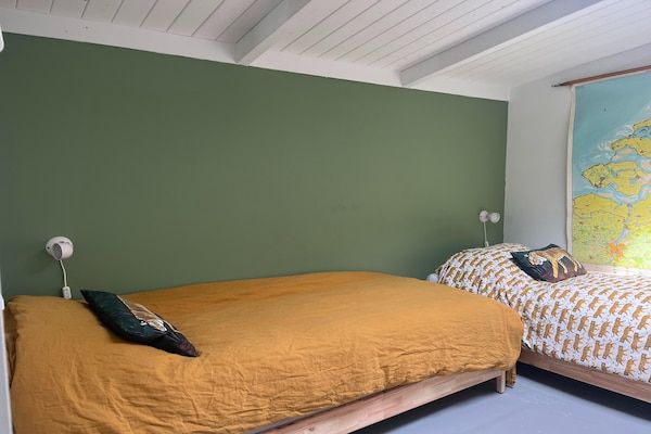 Slaapkamer - Vakantiehuis in Dishoek bij Zuidstrand in Koudekerke-Dishoek (5)