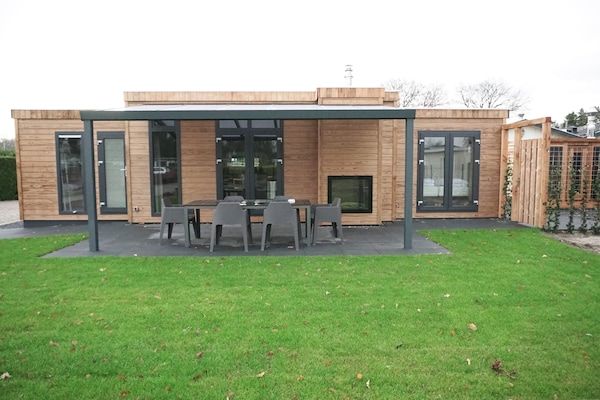 Recreatiepark de Boshoek 21 in Voorthuizen - Foto 1 van 40