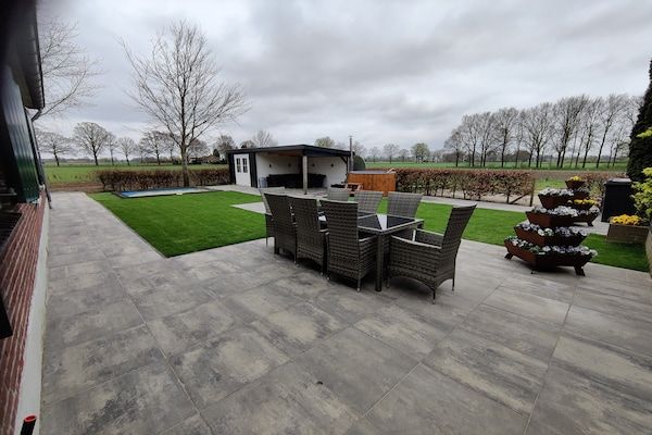 Terras - Boerderij in Silvolde met Hottub in Silvolde (5)
