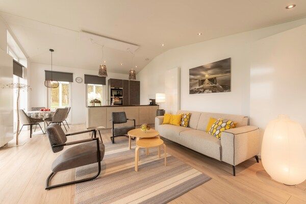 Water Resort Oosterschelde 89 in Wemeldinge - Foto 2 van 40