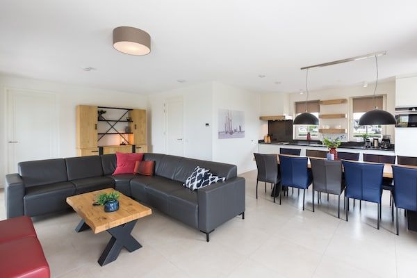 Friese Meren Villa's 15 in Delfstrahuizen - Foto 2 van 40