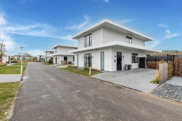 Villa Oase Harderwijk 392 in Zeewolde - Foto 1 van 40