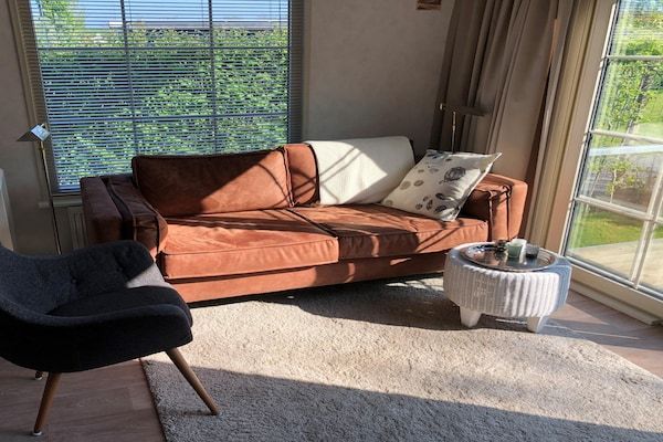 Recreatiepark Wiringherlant - Wiringher Chalet 94 in Hippolytushoef - Foto 2 van 41