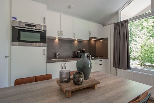 Keuken - Design Chalet op de Veluwe in Wissel/Epe (4)