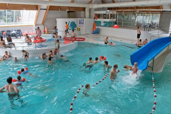 Vakantiepark de Katjeskelder 17 in Oosterhout - Foto 1 van 40