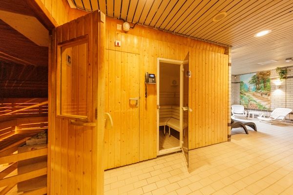 Park - Bosglamping nabij Emmen in Borger (5)