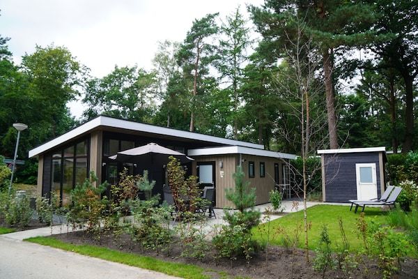 Vakantiepark De Rimboe & De Woeste Hoogte 20 in Hoenderloo - Foto 1 van 40